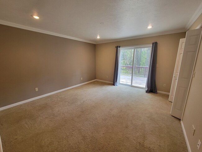 Building Photo - 3 Bedroom, 2 Bathroom single story home by Newport, WA