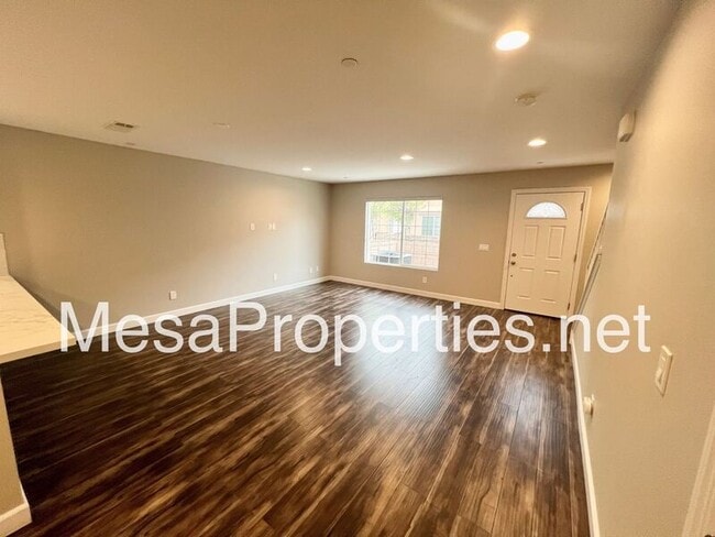 Building Photo - 16408 Valencia Ave