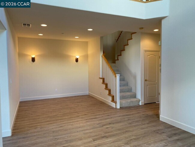 Building Photo - 171 Shadowhill Cir