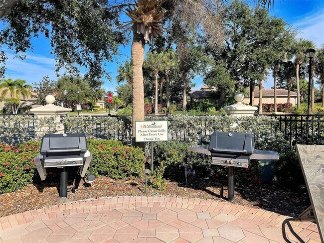 Building Photo - 523 Habitat Blvd