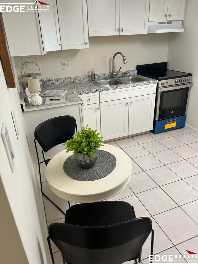 Building Photo - 365 Faneuil St