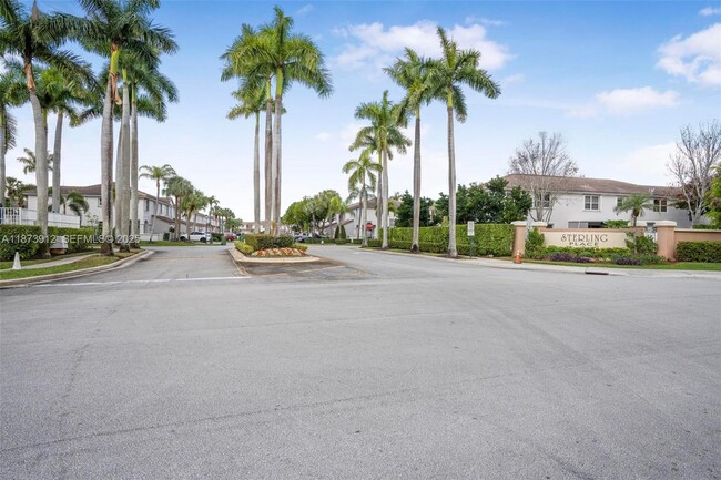 Building Photo - 136 SW 169th Ave