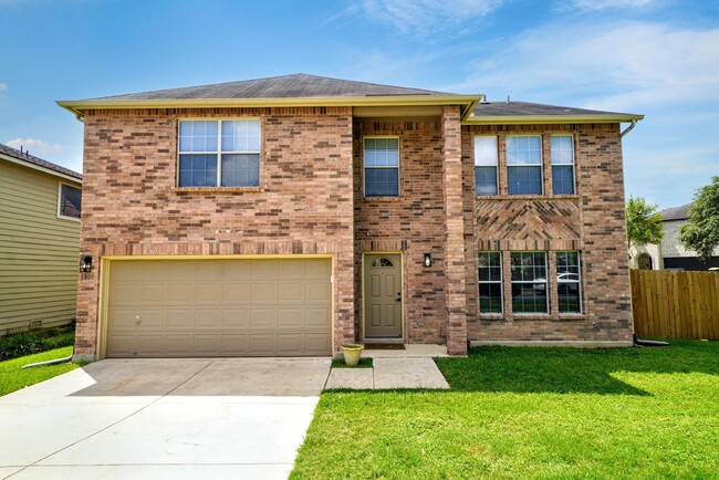 Primary Photo - Stunning 4-Bedroom, 2.5-Bathroom Home in L...