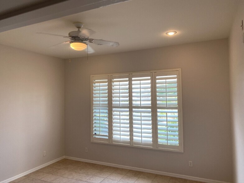 Building Photo - 43 Braelinn Dr