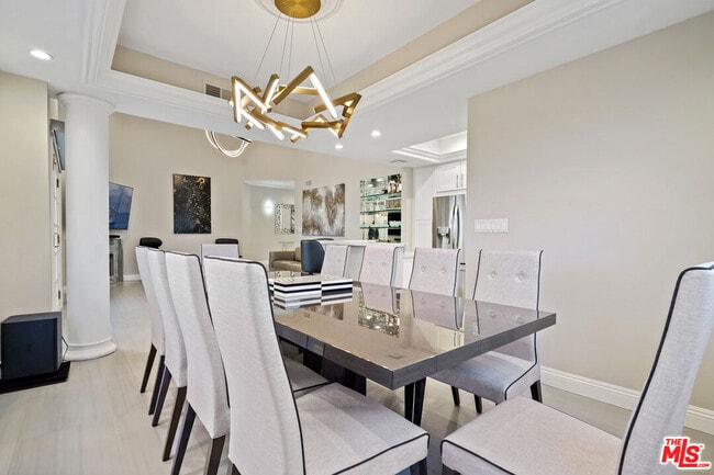 Building Photo - 10627 Ashton Ave