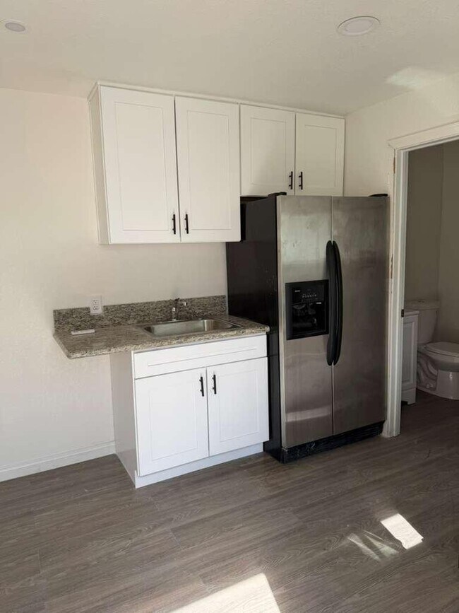 Building Photo - 4213 Marzo St