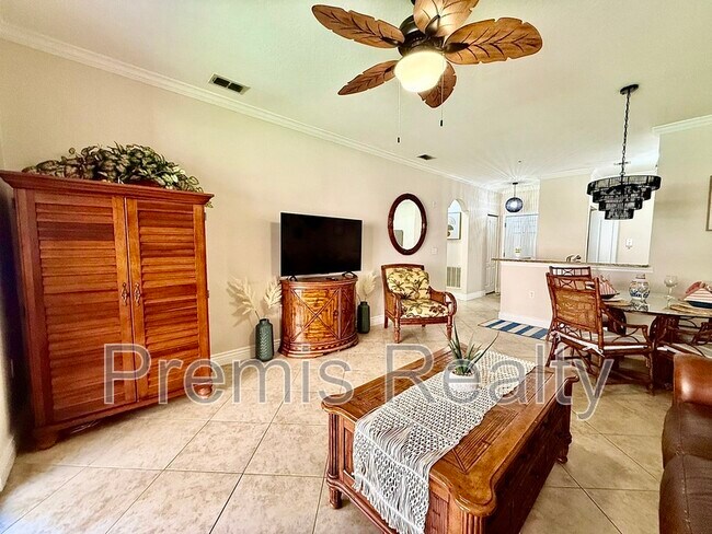 Building Photo - 2715 Via Capri