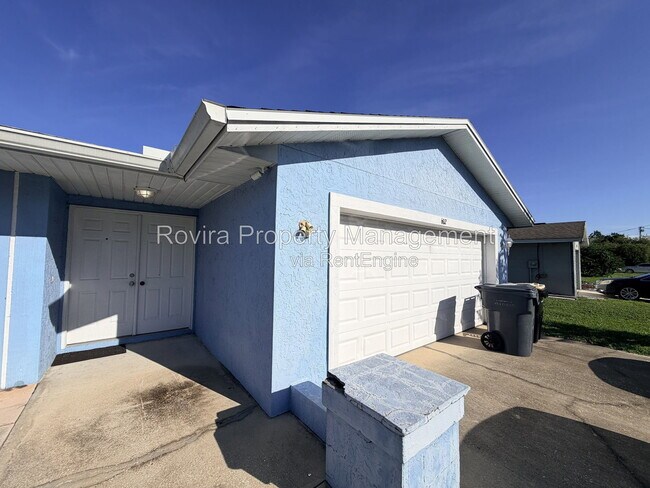Building Photo - 602 Wallaby Ln
