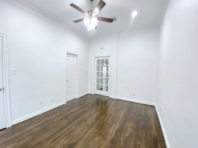 Building Photo - 1405 Prospect St