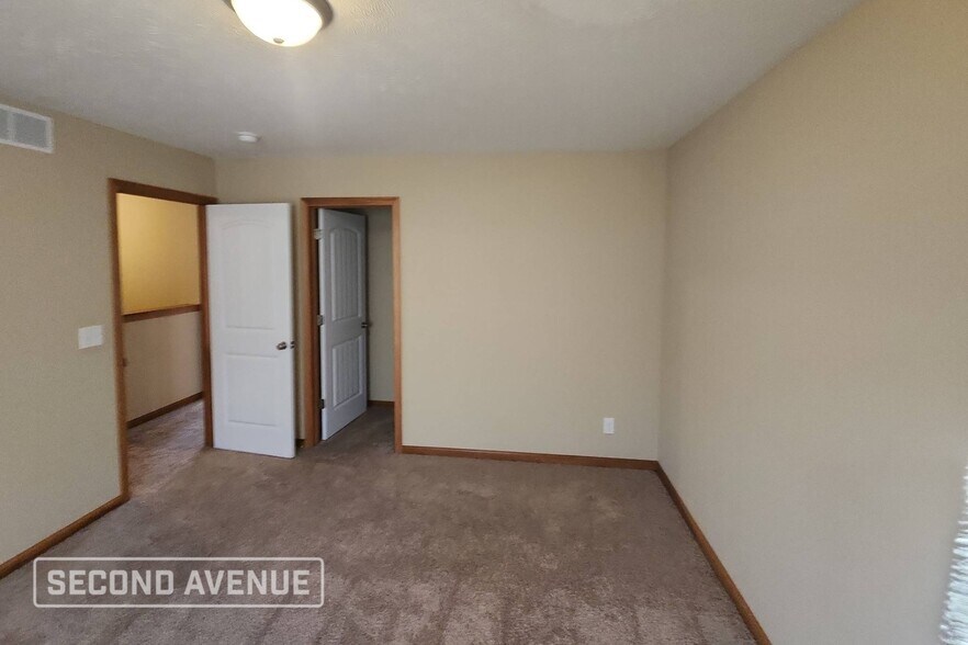 Building Photo - 415 Station 44 Pl