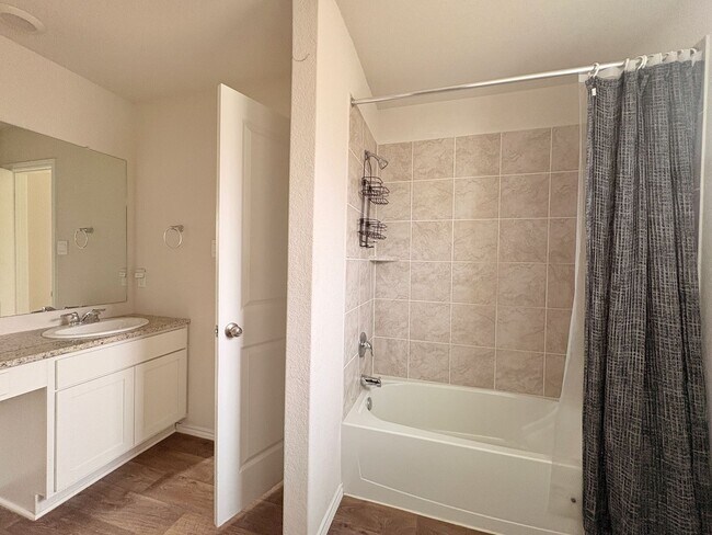 Building Photo - 6832 Capriccio Spirit