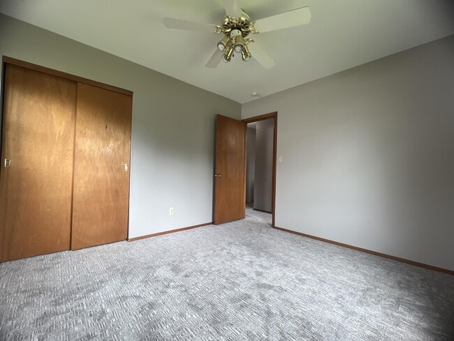 Building Photo - 3428 Dove St