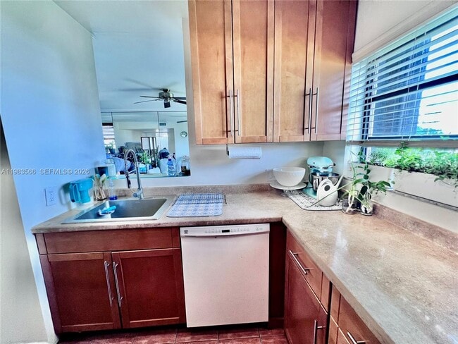 Building Photo - 1617 Jefferson Ave