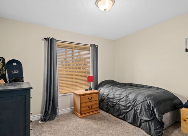 Building Photo - Spacious 5-Bedroom Home with Theater Room & Prime Location