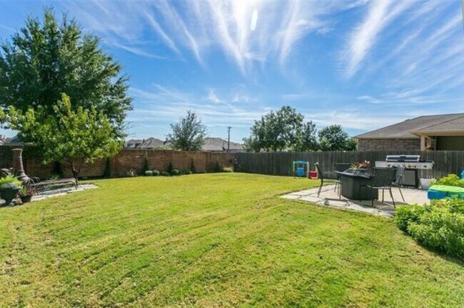 Building Photo - 5117 Sweetgum Ct