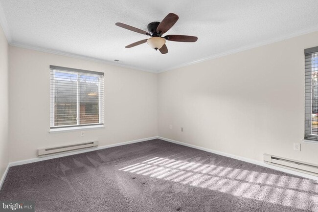 Building Photo - 15316 Pine Orchard Dr