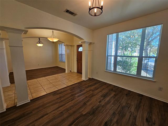 Building Photo - 933 Wilderness Pass