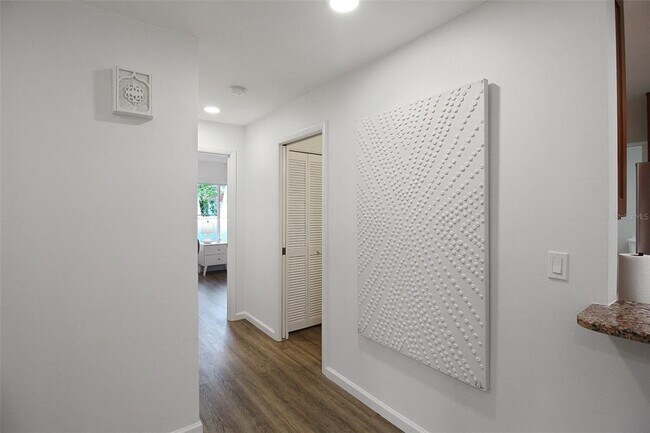 Building Photo - 6416 Wood Owl Cir