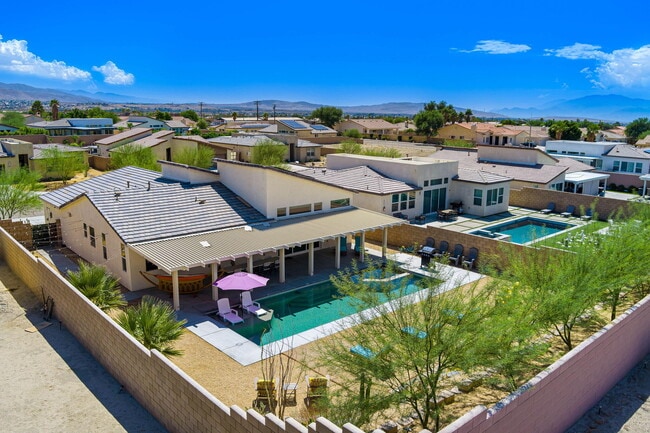 Building Photo - 12613 Sylvanus Dr