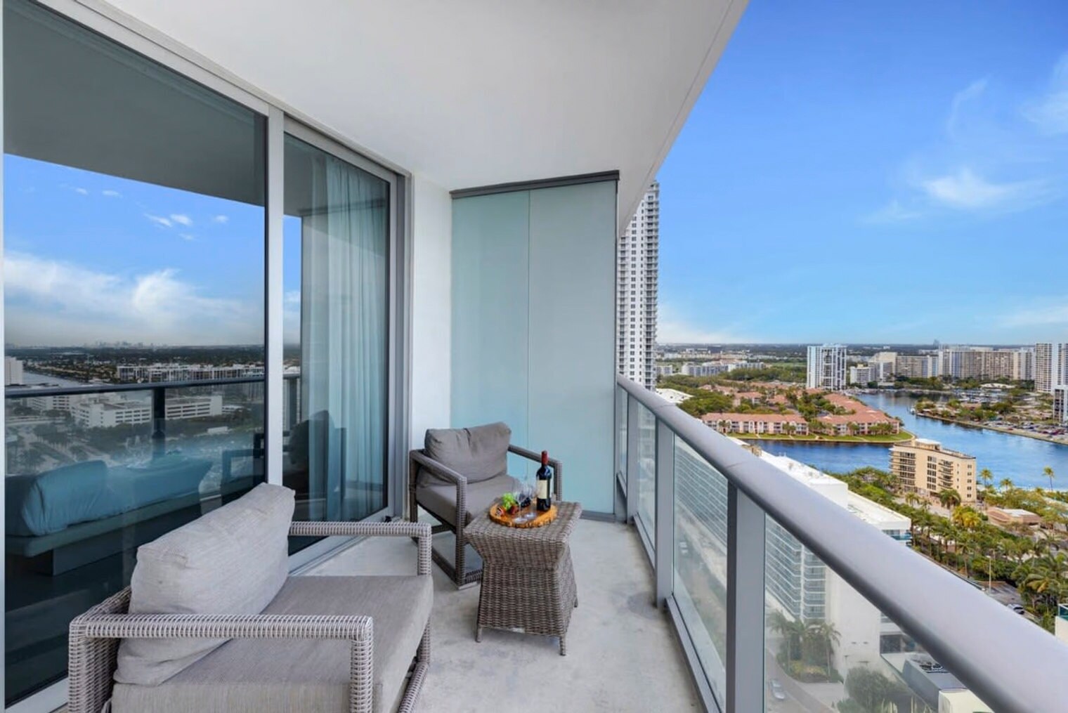 Building Photo - 4111 S Ocean Dr