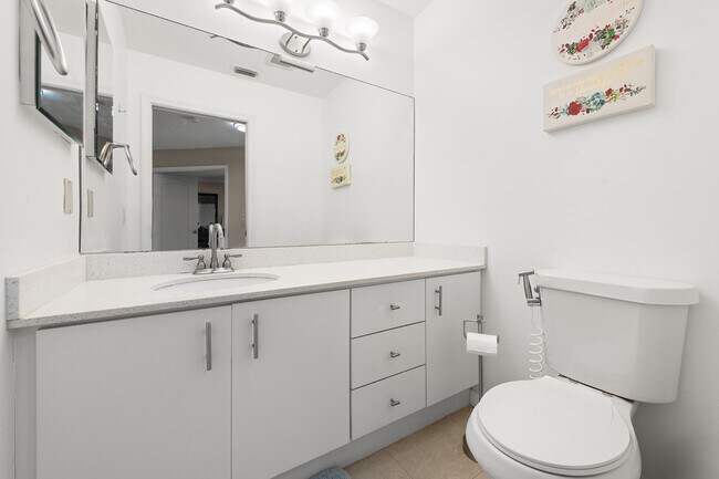 Building Photo - 9124 Villa Portofino Cir