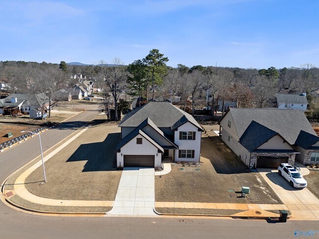 Building Photo - 148 Flintridge Dr