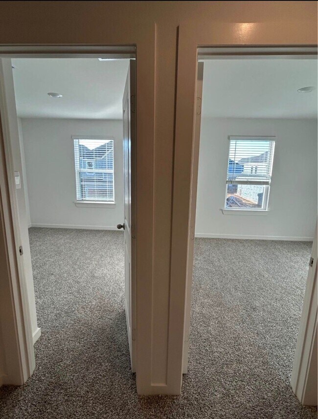 Building Photo - 3527 Shearwater St