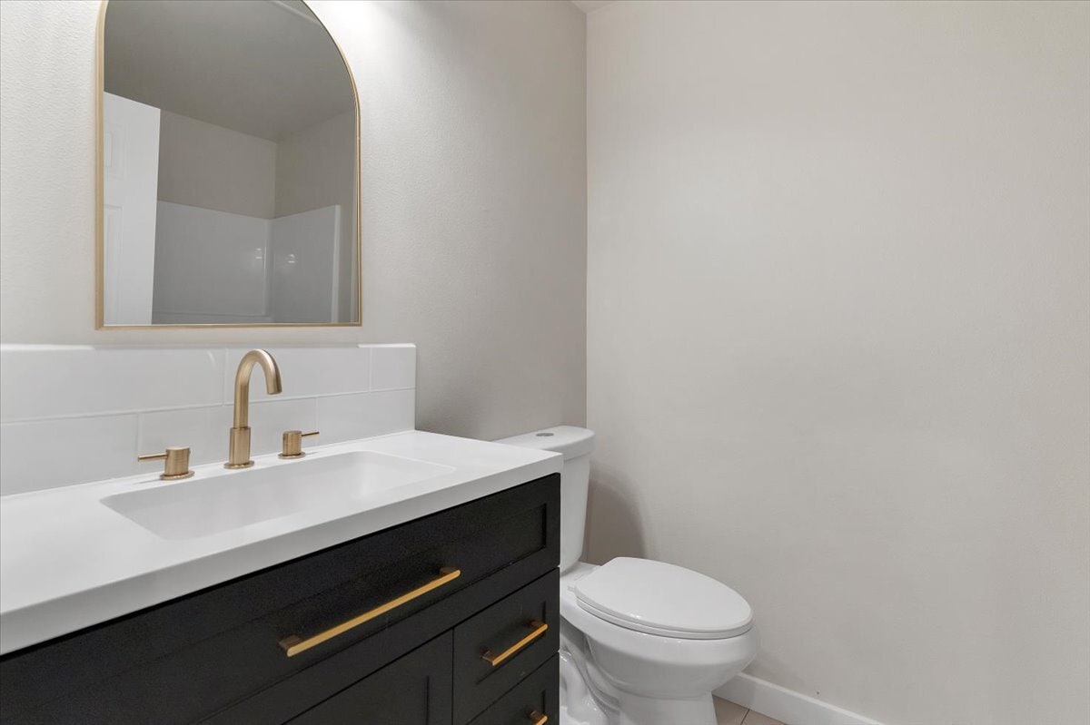 Building Photo - 1094 15th St SE