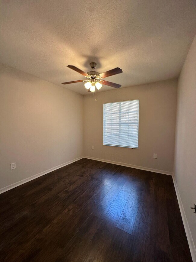 Building Photo - 4151 San Marino Blvd