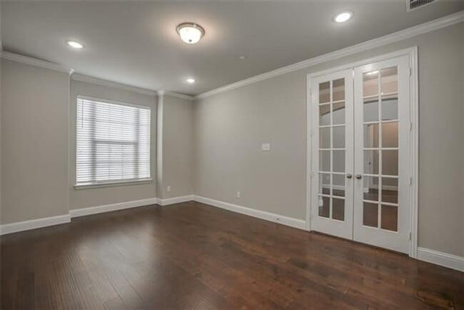 Building Photo - Stunning 5BR House in Sunnyvale