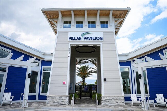 Building Photo - 13131 Pergola Ave
