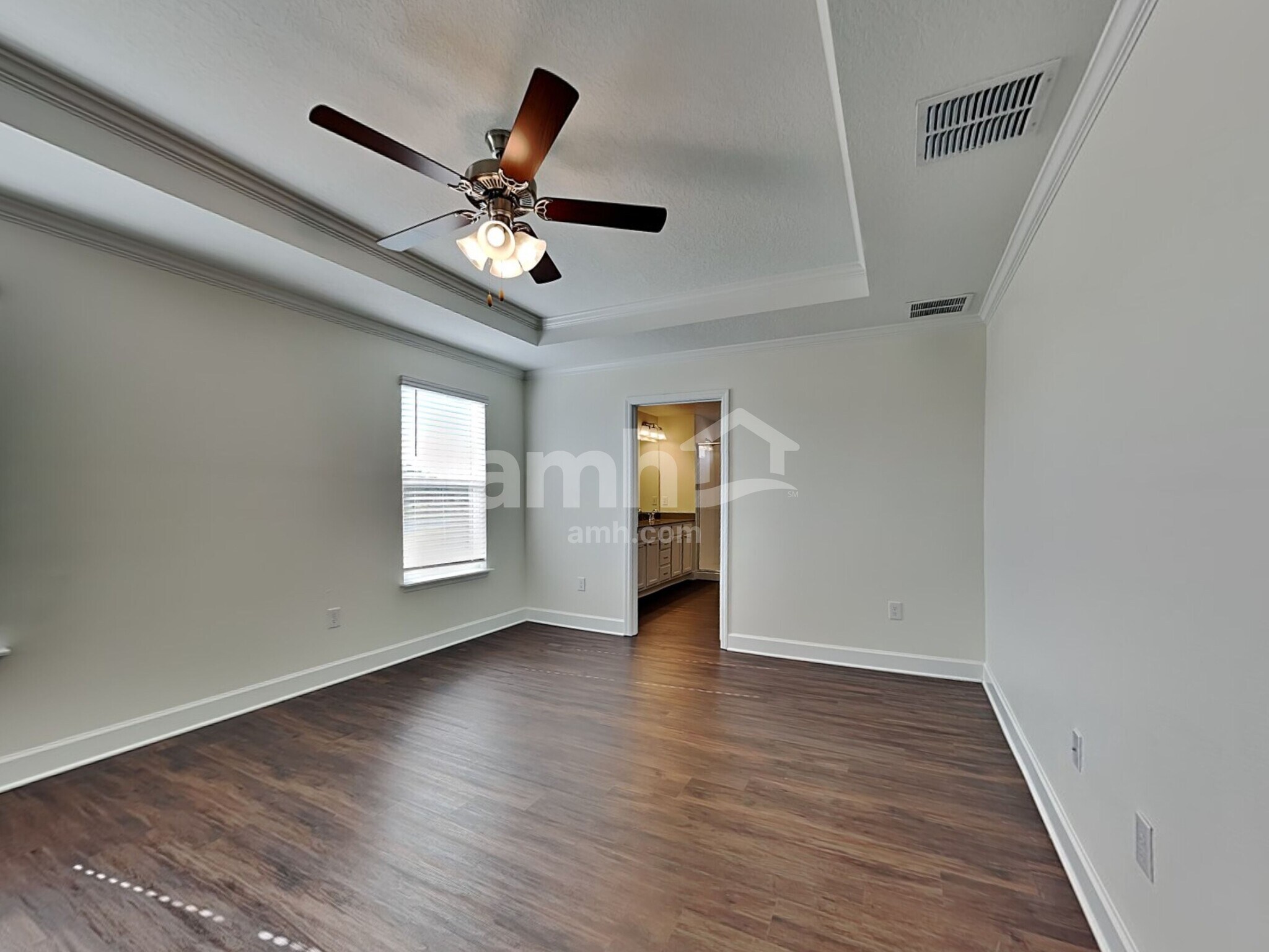 Building Photo - 5630 Oesterle Rd