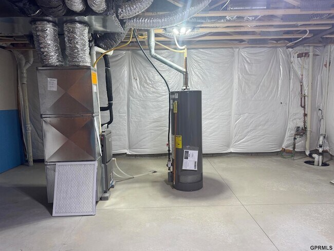 Building Photo - 14907 S 19th St