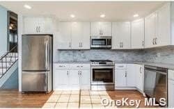 Building Photo - 27 Viceroy Pl