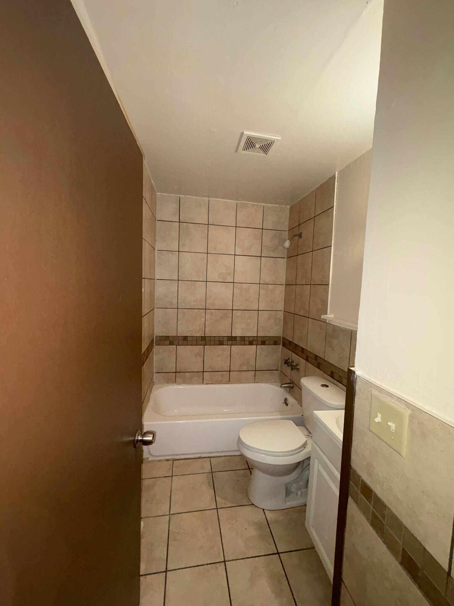 Bathroom - 4105 Natchez Ave