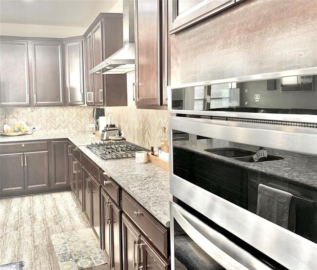 Building Photo - 9809 Betulla Dr