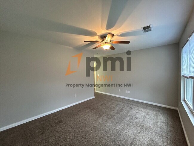 Building Photo - 4000 Silhavy Rd