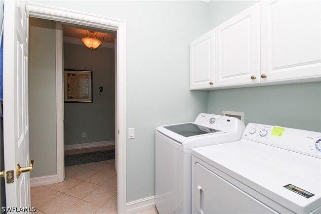 Building Photo - 817 Carrick Bend Cir