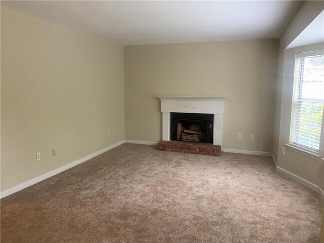 Building Photo - 1652 Grist Mill Dr