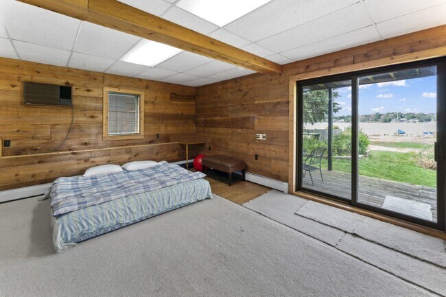 Building Photo - 25678 W Long Beach Dr