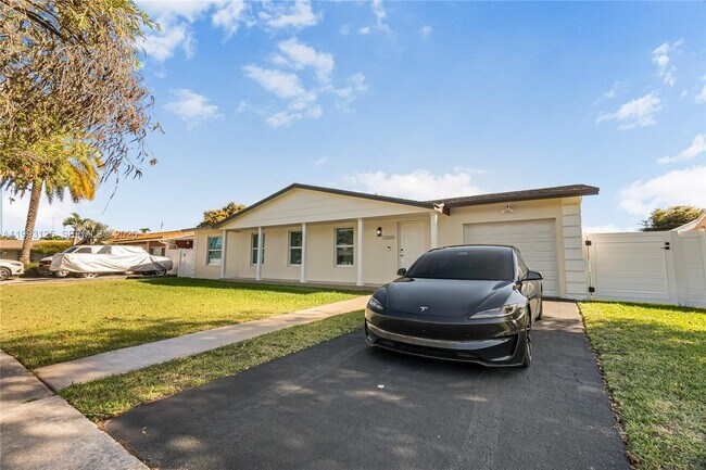 Building Photo - 12020 SW 108th St