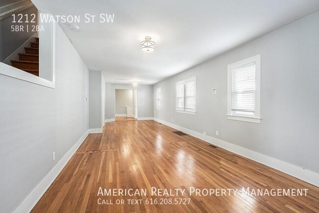 Building Photo - 1212 Watson St SW