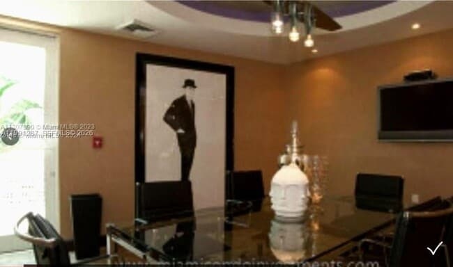 Building Photo - 253 NE 2nd St