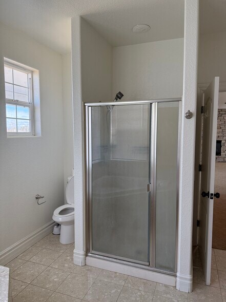 Building Photo - 31195 Lone Tree Rd