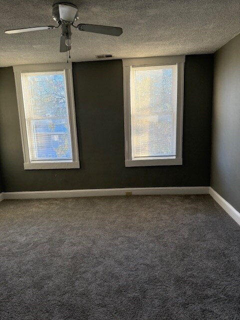 Building Photo - 2418 Baker St