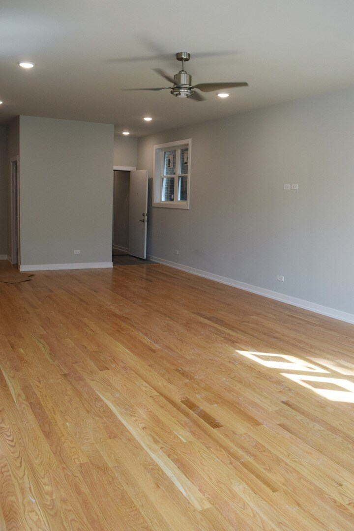 Building Photo - 6144 S University Ave