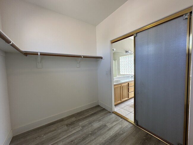 Building Photo - 293 Sea Rim Ave