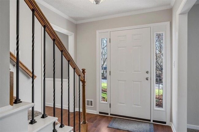 Building Photo - 4508 Pine Hill Terrace NE