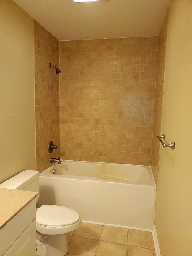 Building Photo - You have to see this beauty!