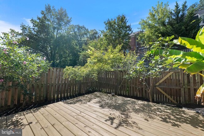 Building Photo - 7406 Golden Horseshoe Ct